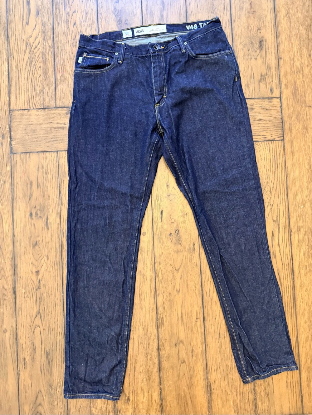 Vans Men’s V46 Taper Dark Wash Jeans Size 34x32
White Oak Cone Denim